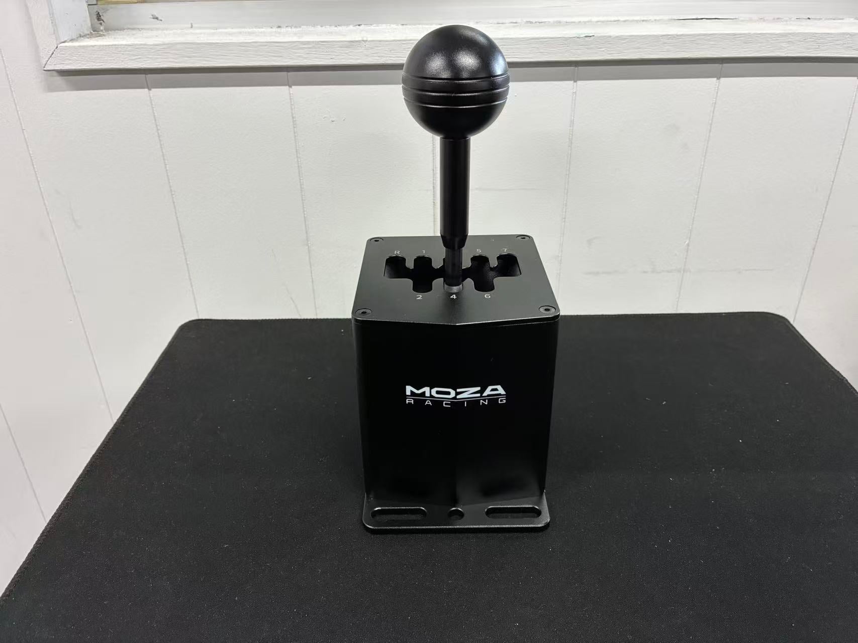MOZA Racing HGP シフター 本体　美品中古　完全動作 中古品】MOZA HGP シフター | dele.io